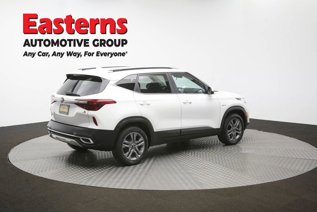 Used 2021 Kia Seltos S AWD/4WD image 40