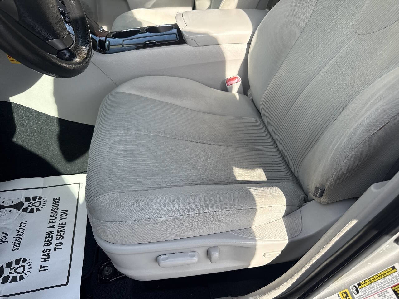 Used 2009 Toyota Venza FWD image 16