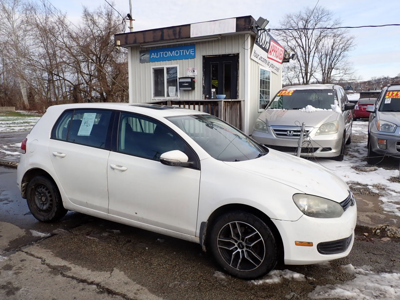 Used 2012 Volkswagen Golf 2.5L Conv & Sunroof 4 Door PZE image 2