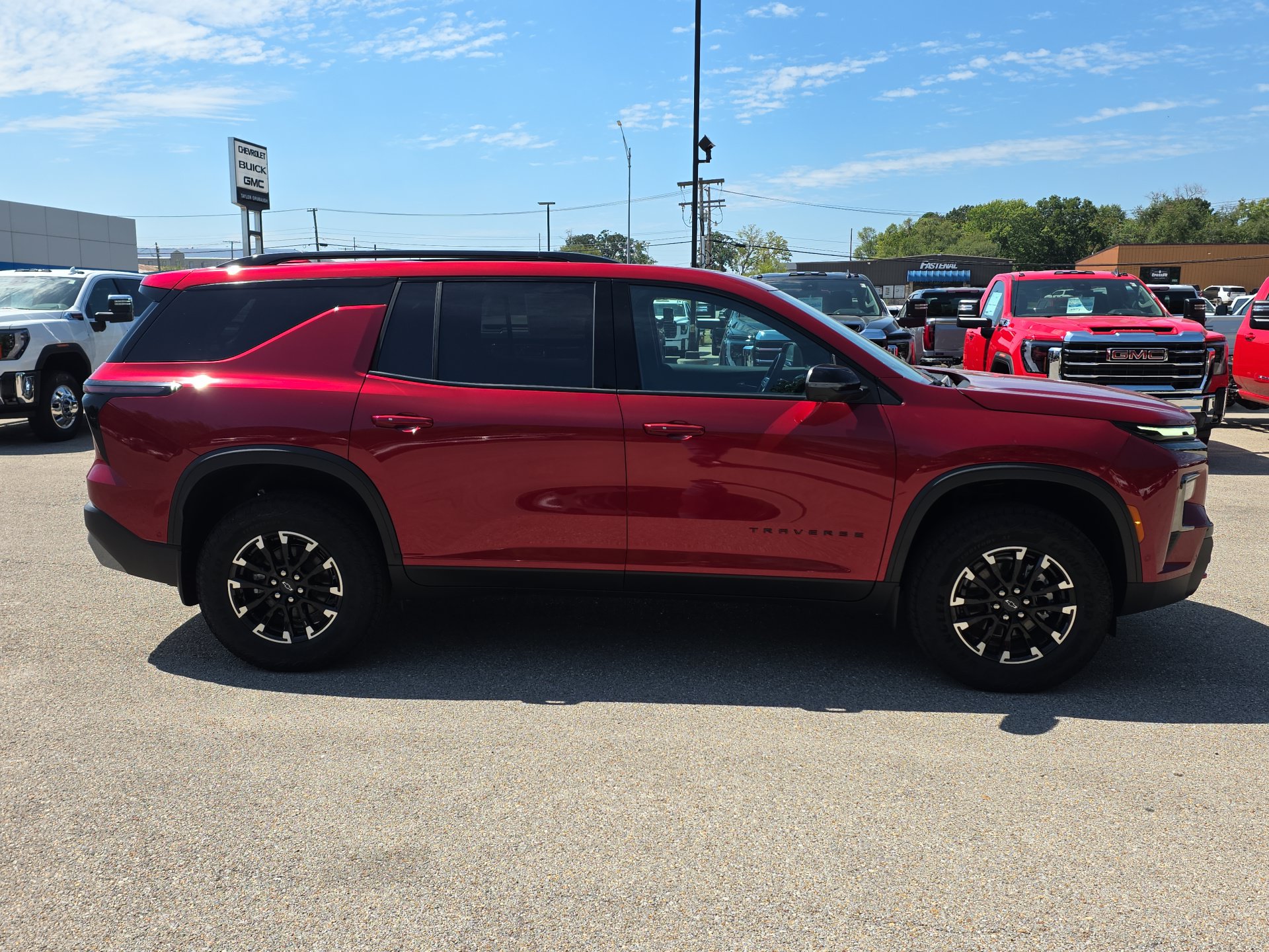 New 2026 Chevrolet Traverse Z71 w/ Enhanced Driving Package AWD/4WD image 9