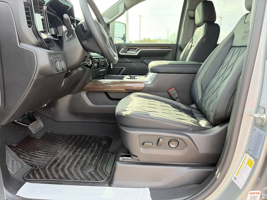 New 2026 Chevrolet Silverado 2500 LT w/ Trail Boss Package AWD/4WD image 14