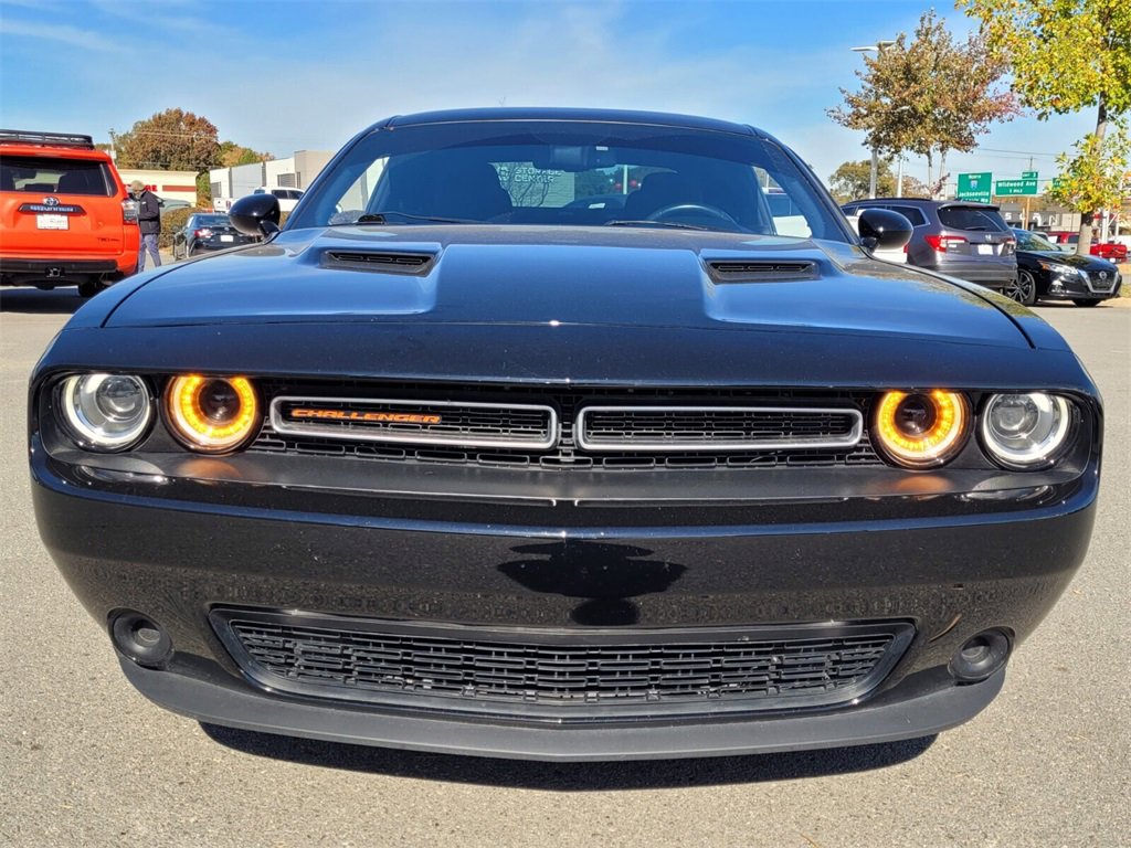 Used 2023 Dodge Challenger SXT image 13