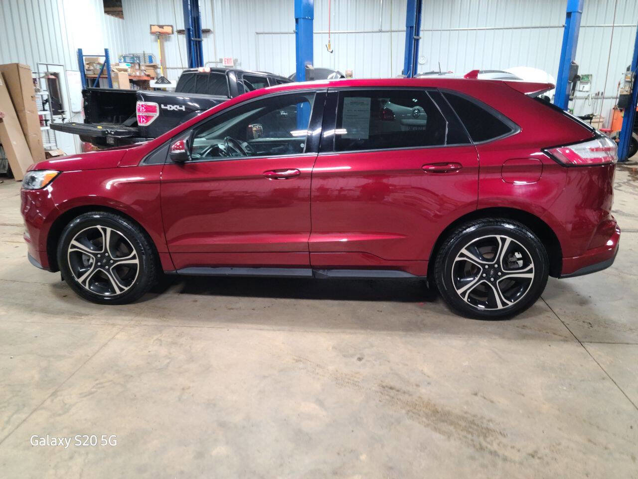 Used 2019 Ford Edge ST w/ Equipment Group 401A image 5