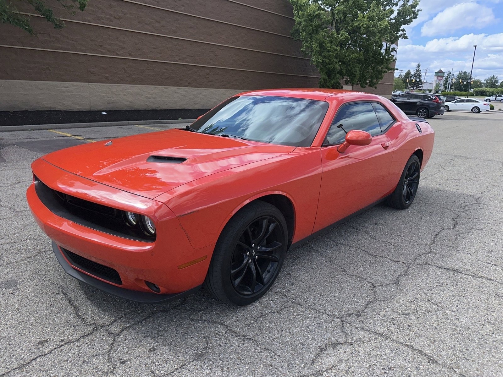 Used 2018 Dodge Challenger SXT w/ Blacktop Package RWD image 11