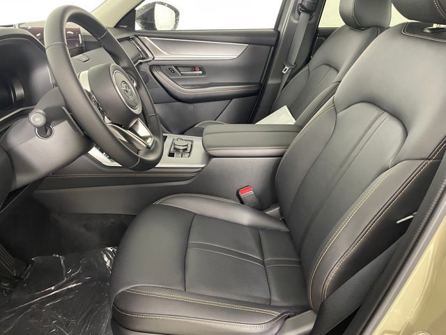 New 2025 MAZDA CX-70 Plug-In Hybrid w/ Premium Pkg image 2