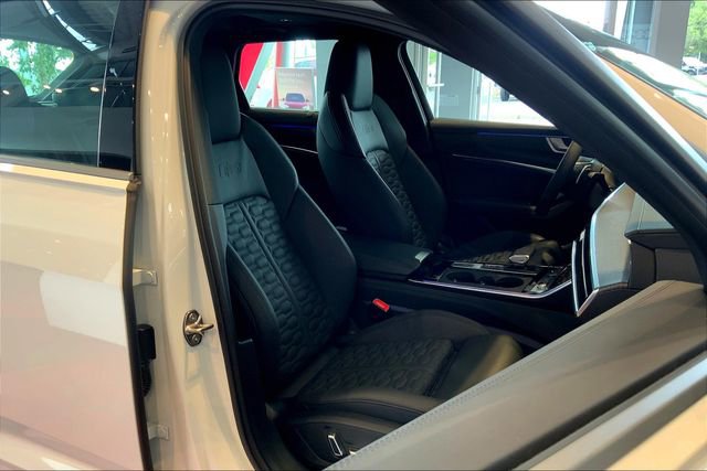 Certified 2025 Audi RS 6 performance w/ Executive Package image 7