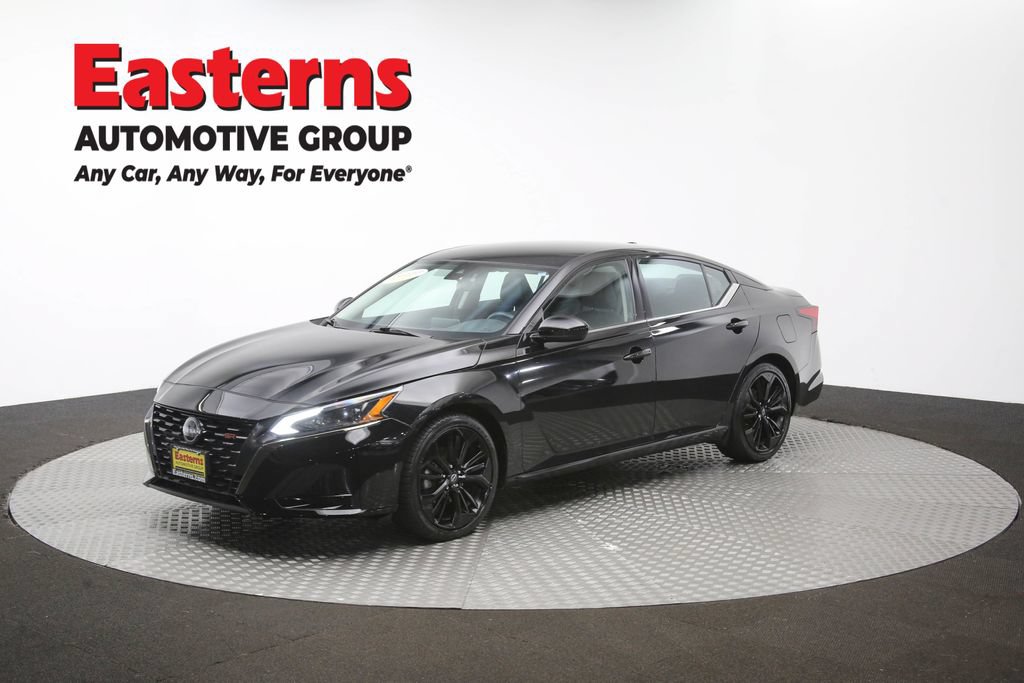 Used 2024 Nissan Altima 2.5 SR FWD image 57