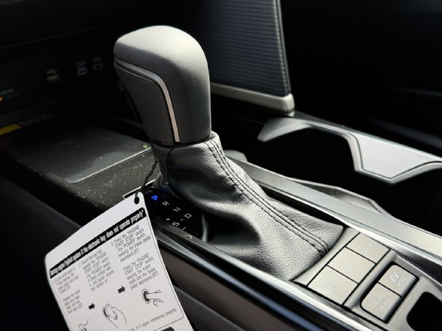 New 2026 Toyota Camry SE w/ Convenience Package FWD image 17