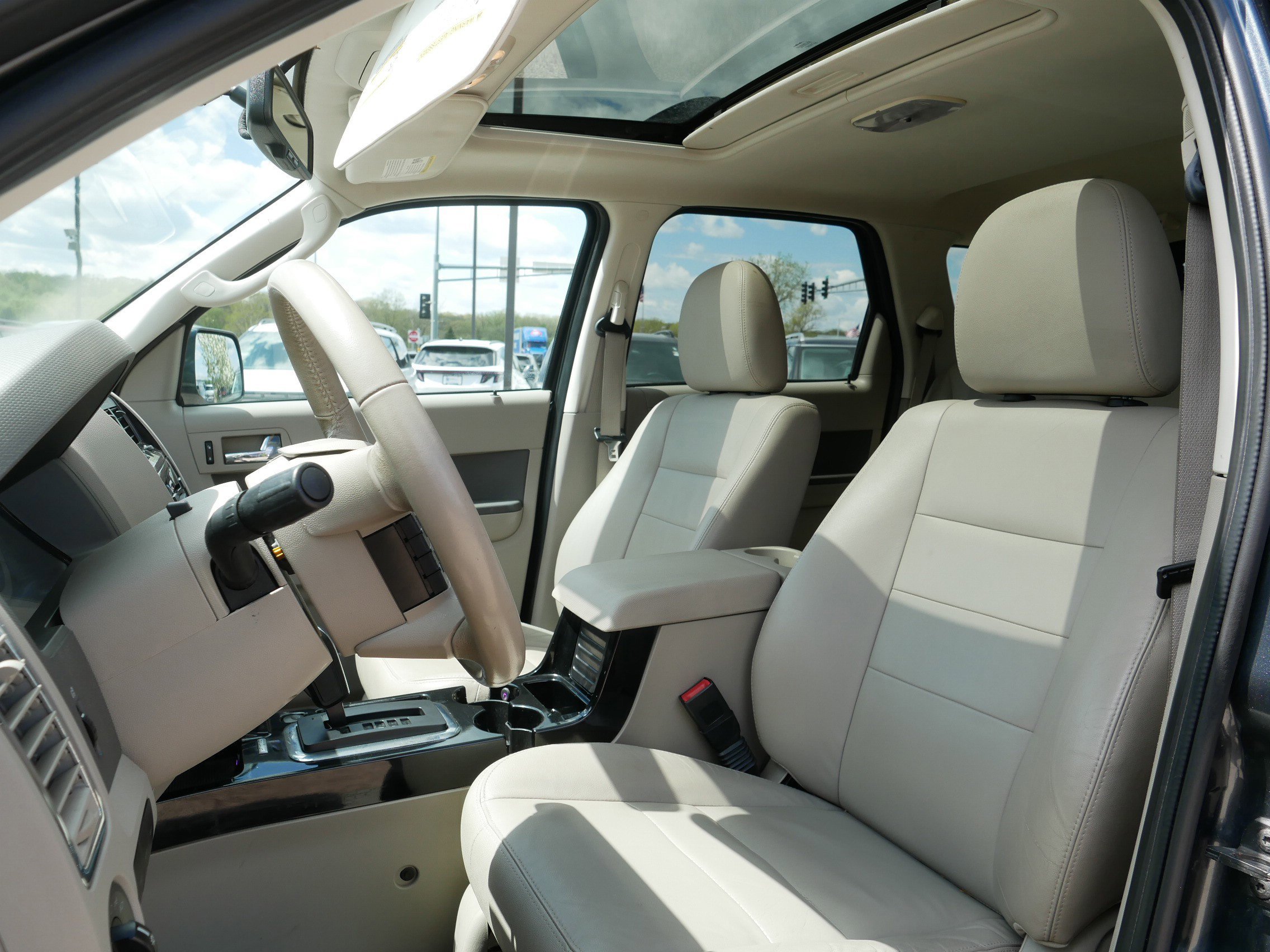 Used 2009 Ford Escape 2WD Hybrid image 14