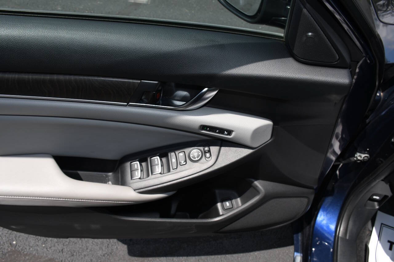 Used 2018 Honda Accord EX-L image 15