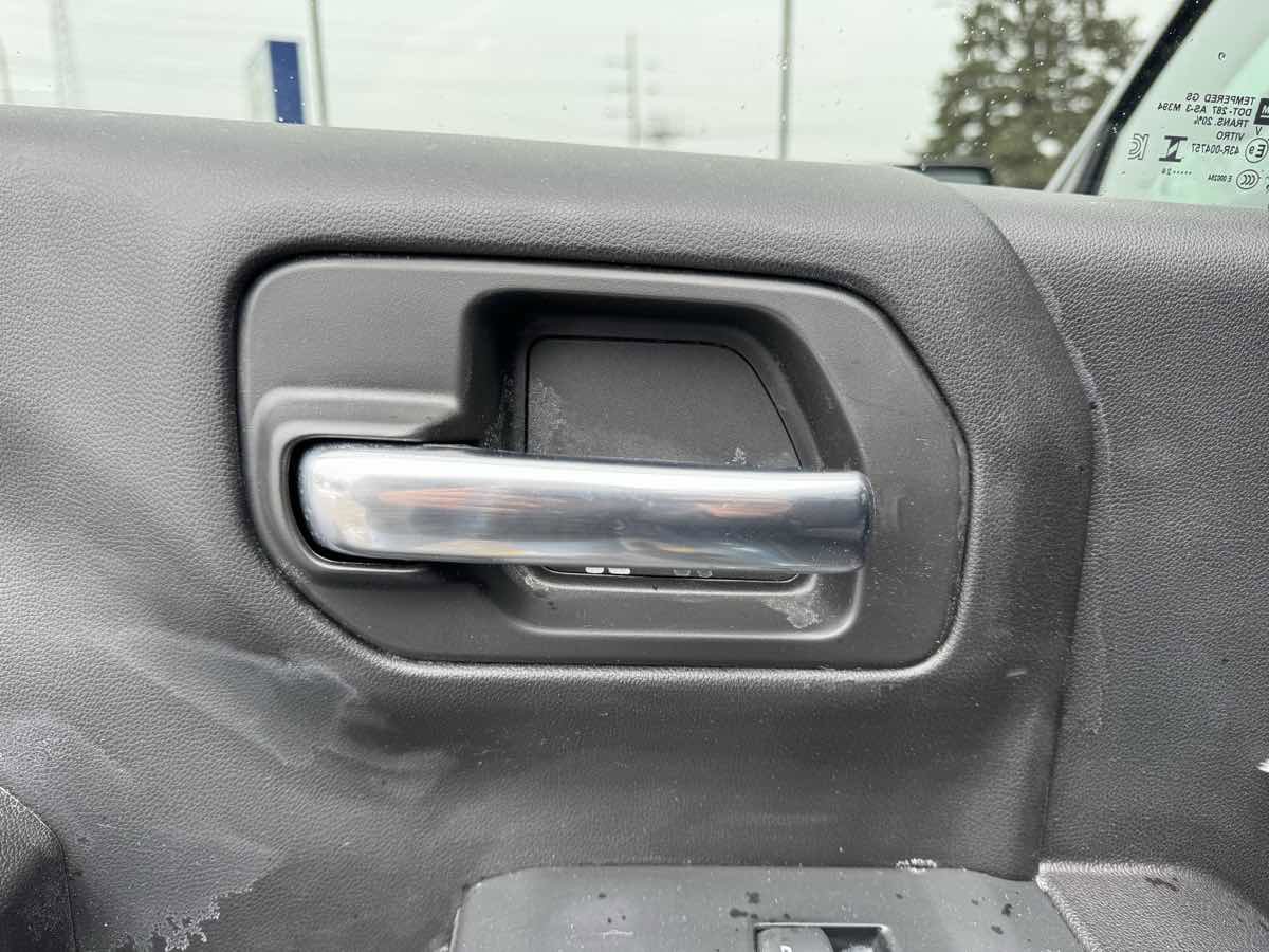 Used 2024 Chevrolet Silverado 1500 Custom image 38