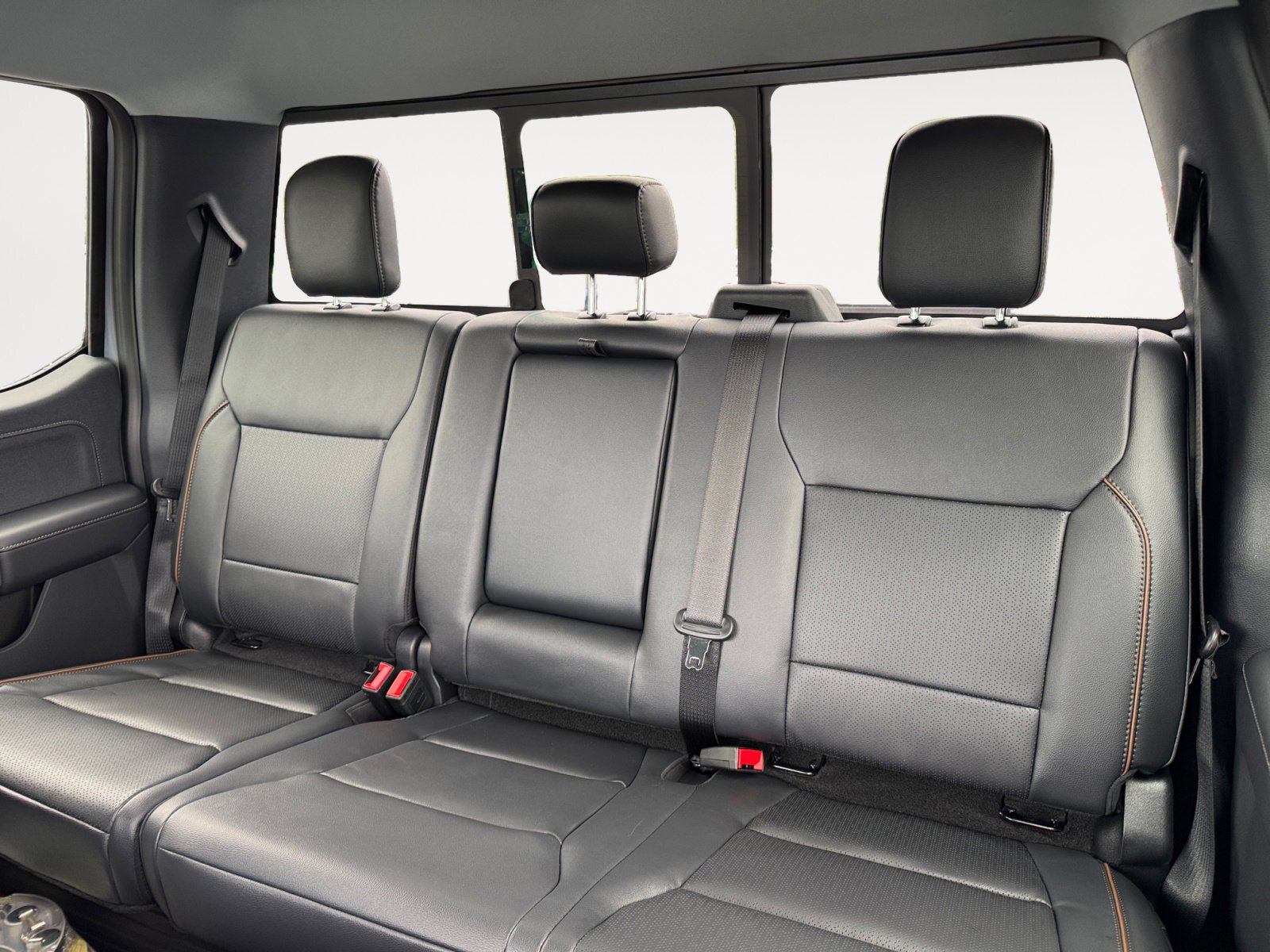 New 2025 Ford F250 Lariat w/ Lariat Ultimate Package image 15