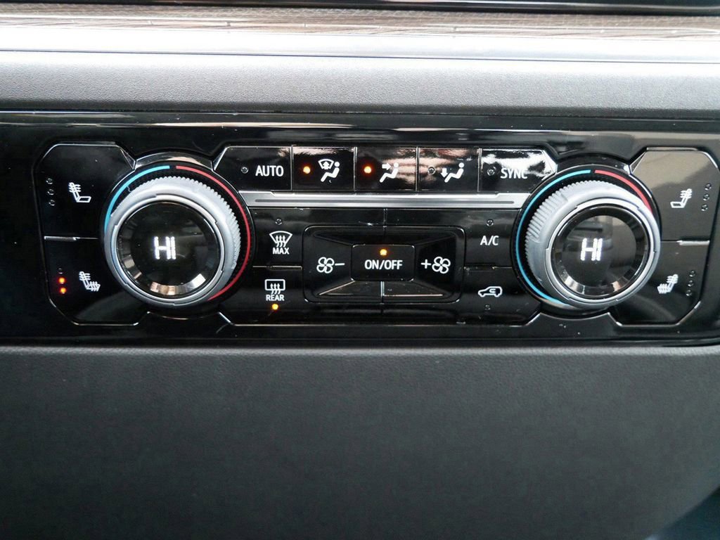 Used 2024 Chevrolet Silverado 1500 LT Trail Boss w/ Protection Package image 23