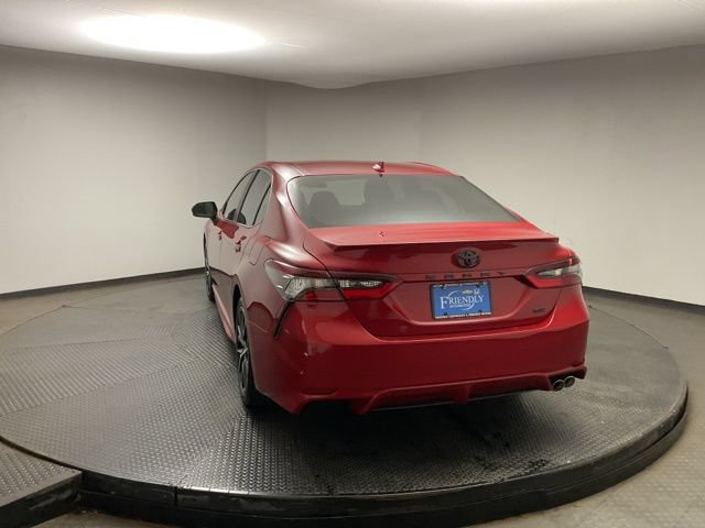 Used 2023 Toyota Camry SE FWD image 5