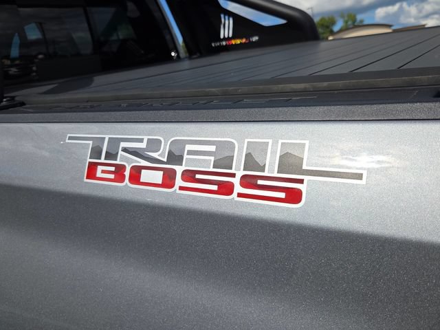 Used 2025 Chevrolet Silverado 1500 LT Trail Boss w/ Convenience Package II AWD/4WD image 30