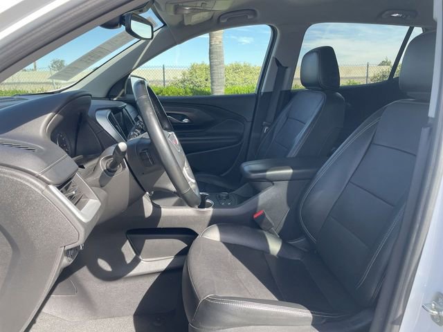Used 2023 GMC Terrain SLT image 18