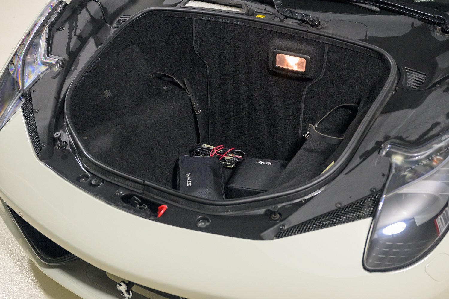 Used 2015 Ferrari 458 Spider RWD image 72