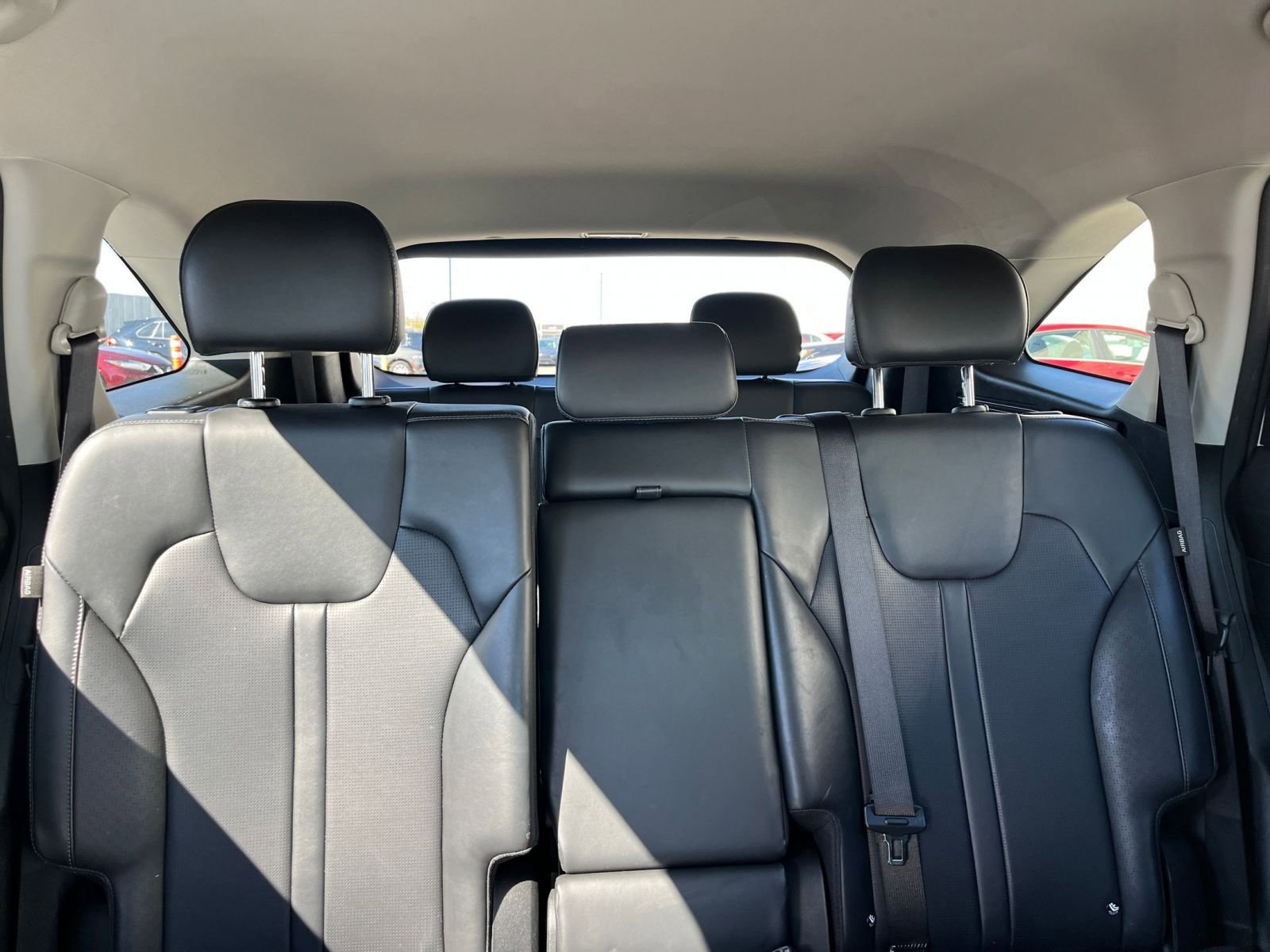 Used 2024 Kia Sorento S image 39