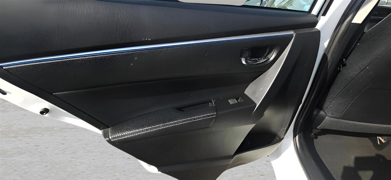 Used 2016 Toyota Corolla S FWD image 19