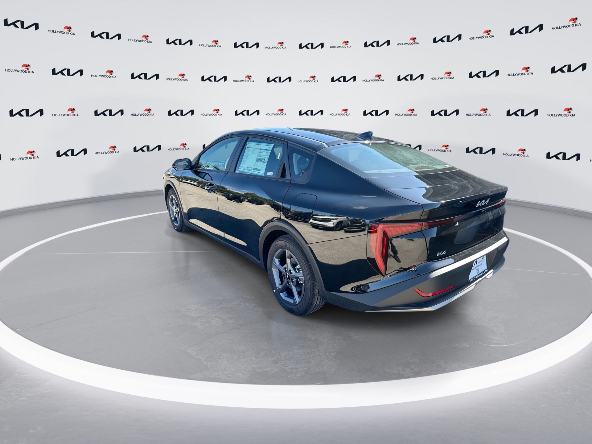New 2027 Kia Seltos X-Line S w/ X-Line S Premium Package AWD/4WD image 6