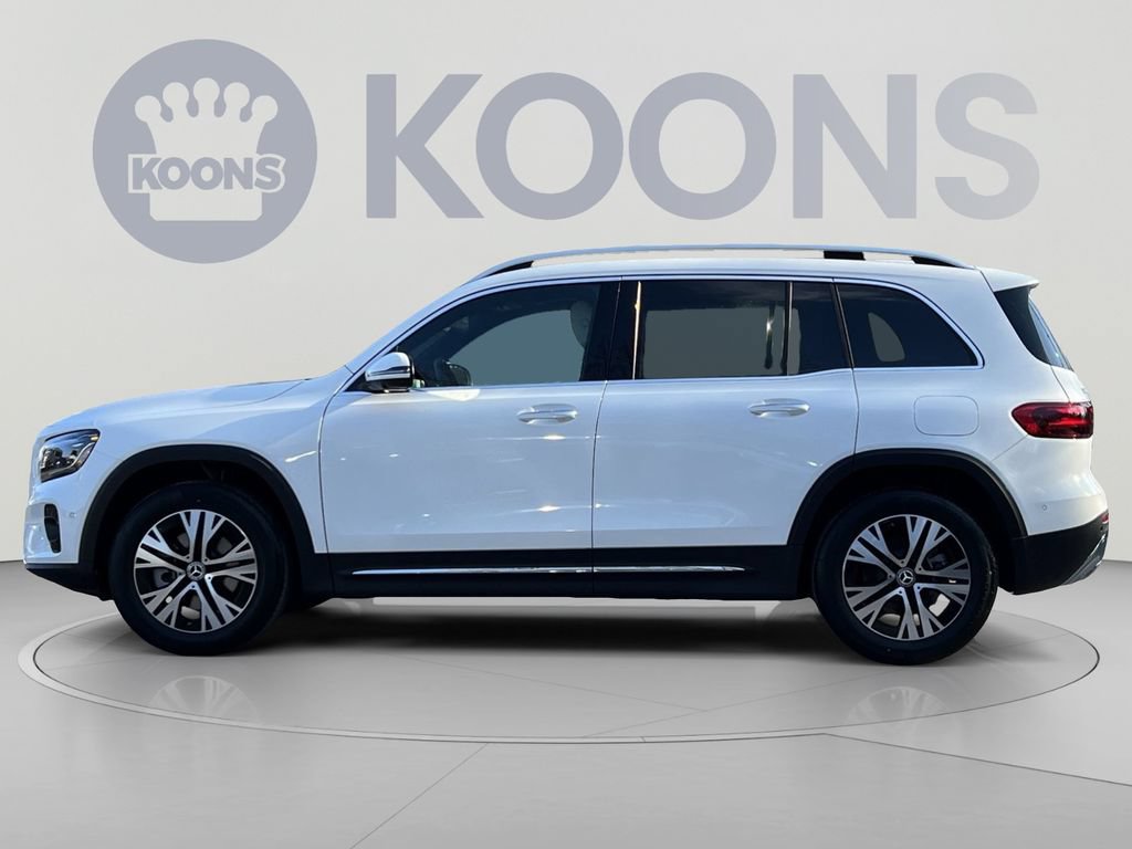 Used 2026 Mercedes-Benz GLB 250 4MATIC image 2