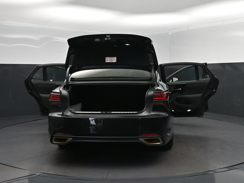 Certified 2024 Lexus LS 500 w/ Interior Upgrade Package RWD image 51