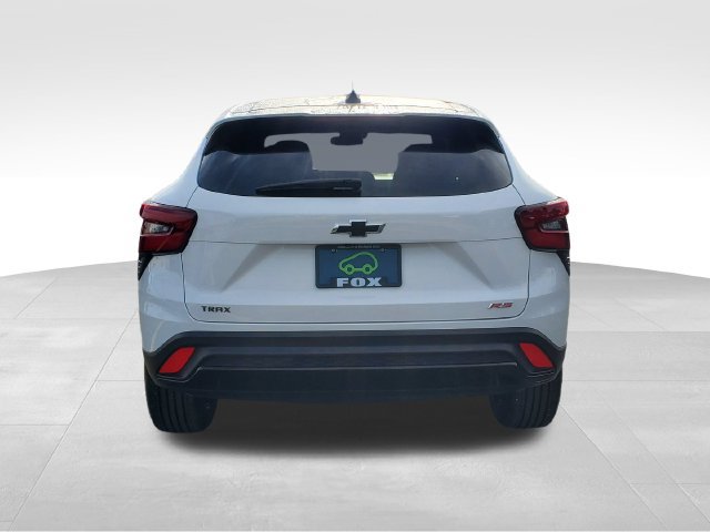 Certified 2024 Chevrolet Trax RS w/ Driver Confidence Package FWD image 4