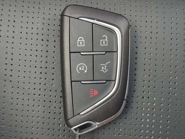 Used 2024 Cadillac Lyriq Sport RWD image 36