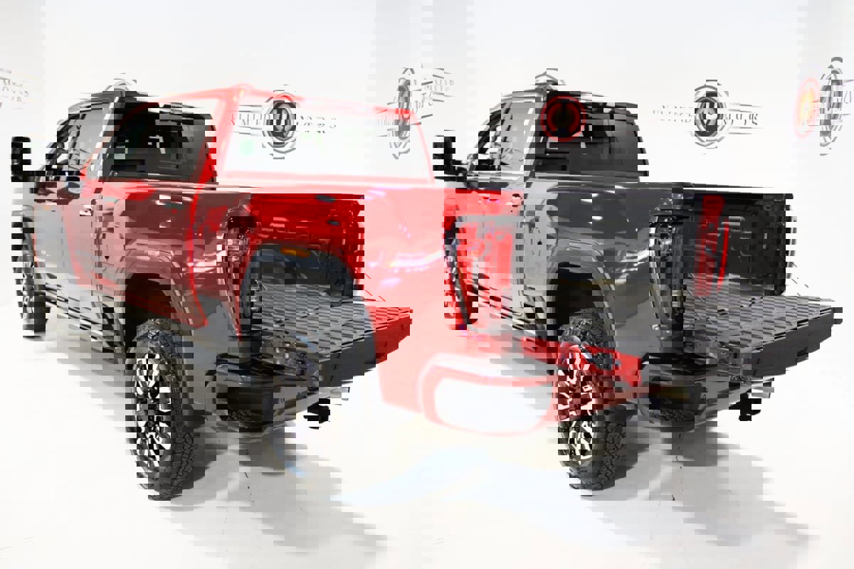 Used 2022 GMC Sierra 3500 Denali w/ Denali Ultimate Package image 82