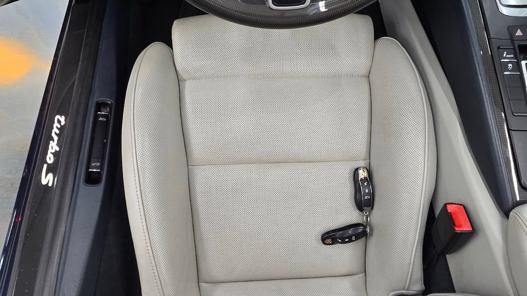Used 2017 Porsche 911 Turbo S AWD/4WD image 10