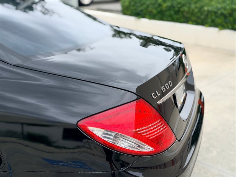 Used 2009 Mercedes-Benz CL 600 image 16
