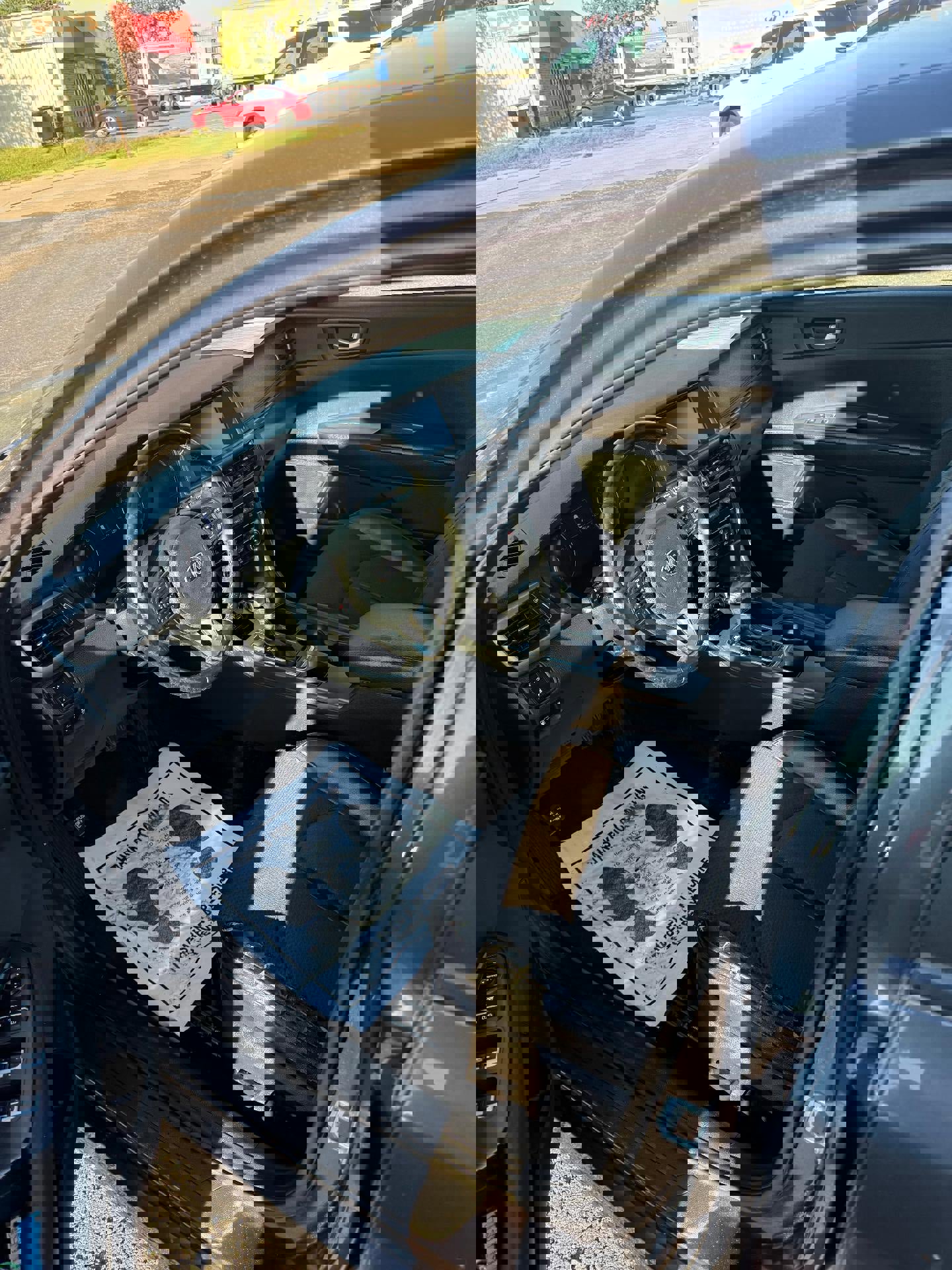 Used 2018 Kia Optima S image 3