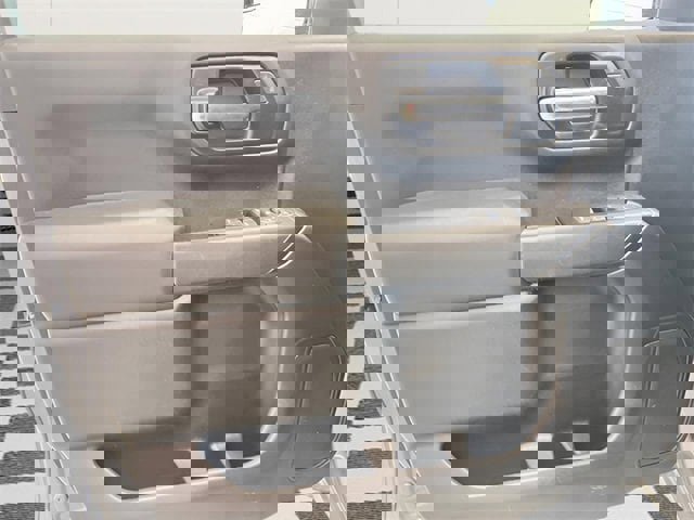 Certified 2022 Chevrolet Silverado 1500 Custom image 13