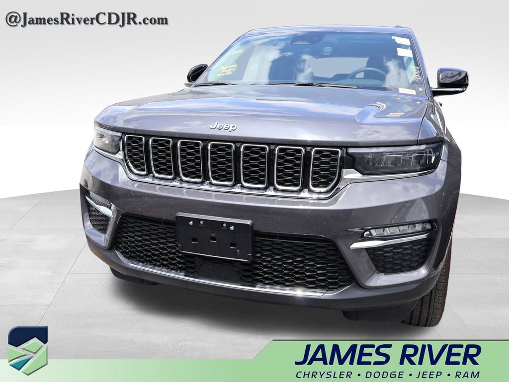 Used 2024 Jeep Grand Cherokee Limited AWD/4WD image 3