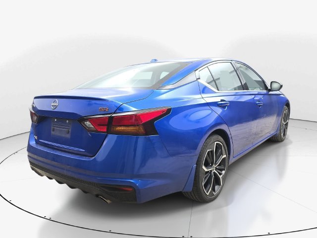 Used 2025 Nissan Altima 2.5 SR w/ SR Premium Package FWD image 6