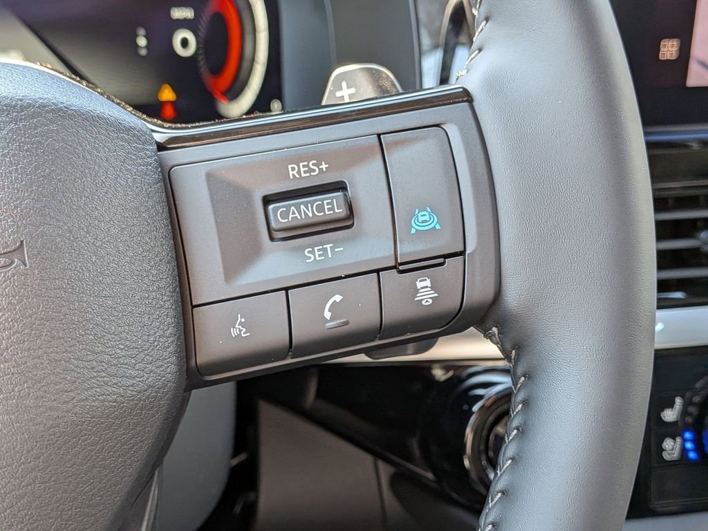 New 2026 Nissan Pathfinder Platinum w/ Accent Package AWD/4WD image 15