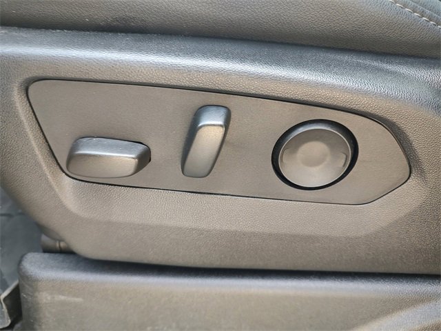 Used 2024 Chevrolet Tahoe Z71 w/ Luxury Package image 31