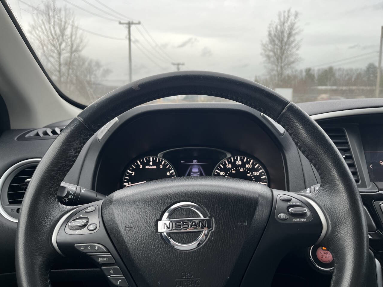 Used 2017 Nissan Pathfinder SV w/ Cargo Package image 25