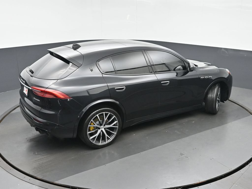 Used 2023 Maserati Grecale Modena AWD/4WD image 35