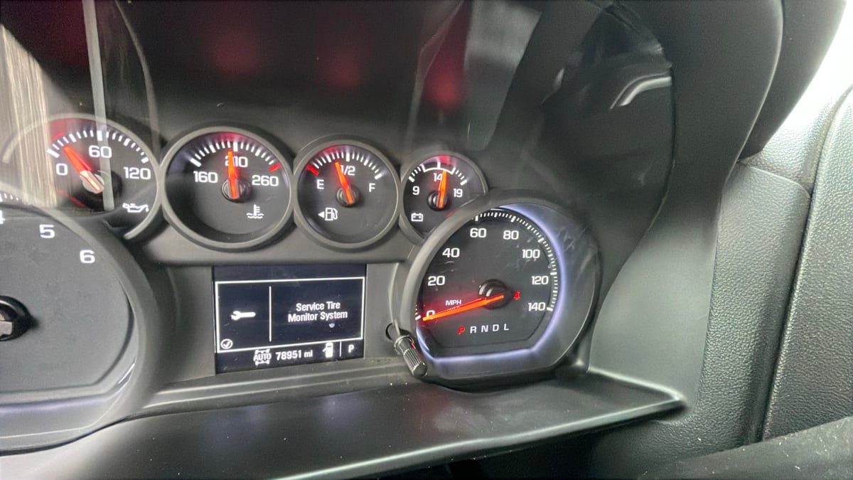 Used 2023 Chevrolet Silverado 1500 W/T AWD/4WD image 12