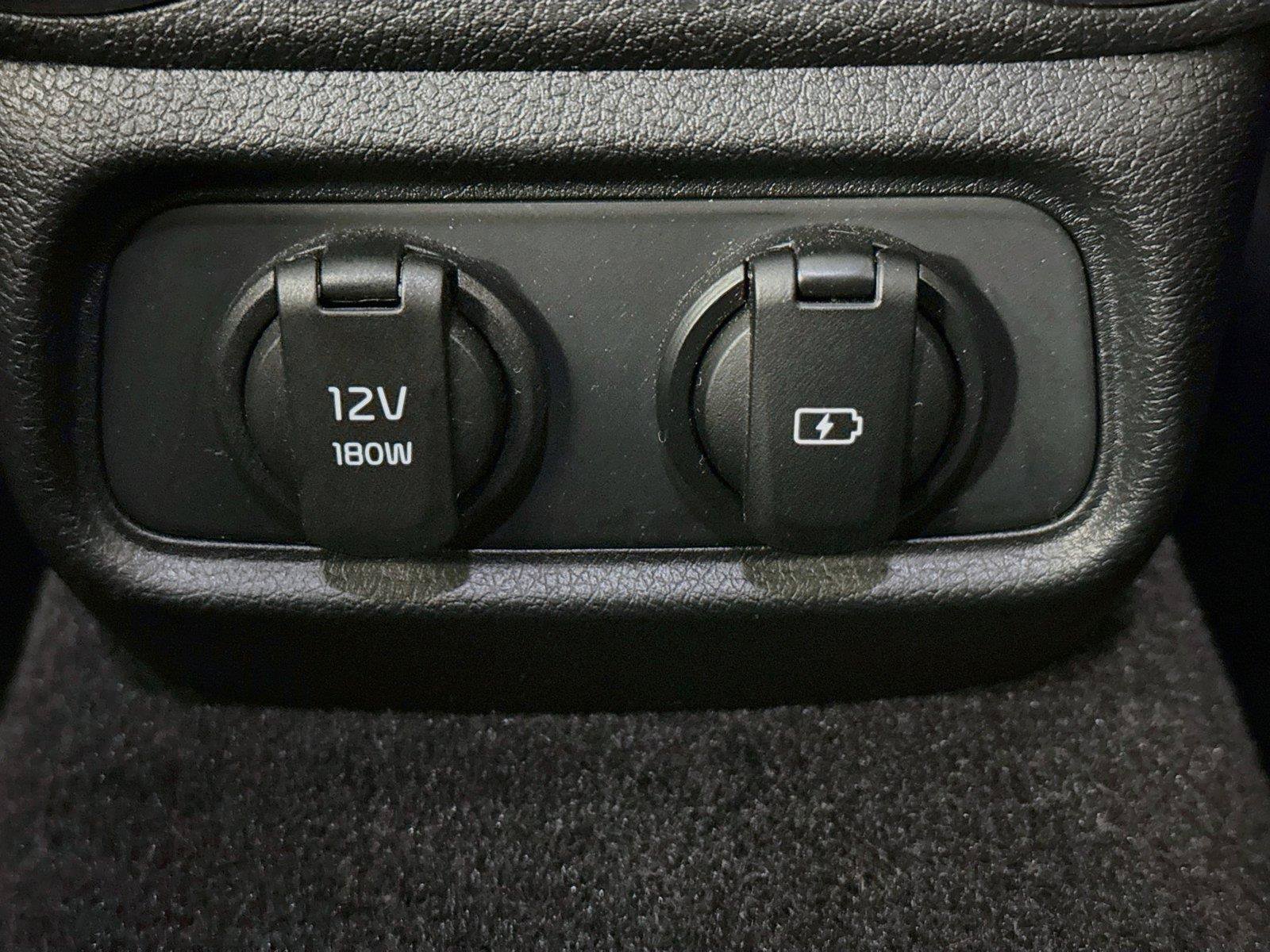 Used 2022 Kia Stinger GT1 AWD/4WD image 36
