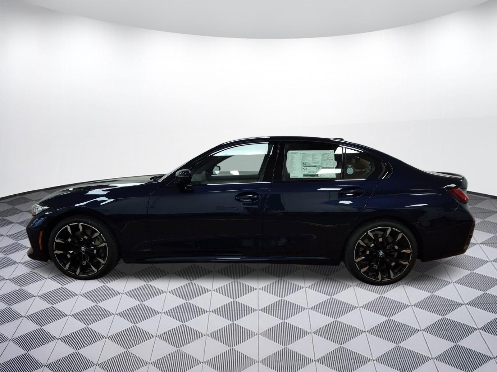 Used 2026 BMW 330i xDrive Sedan w/ M Sport Package AWD/4WD image 2