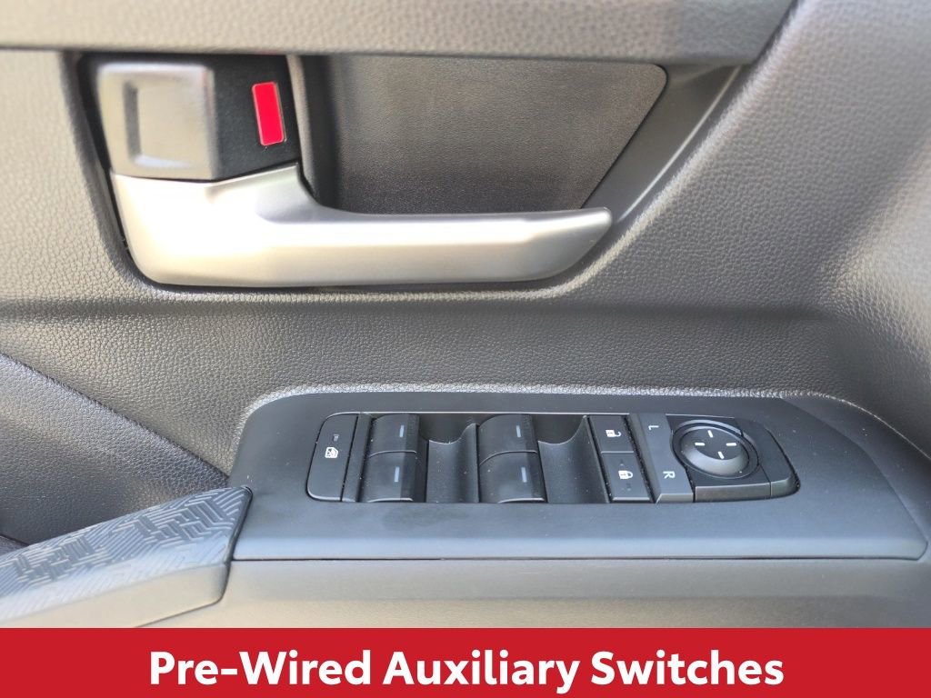 Used 2024 Toyota Tacoma TRD Sport w/ TRD Sport Upgrade Package image 22