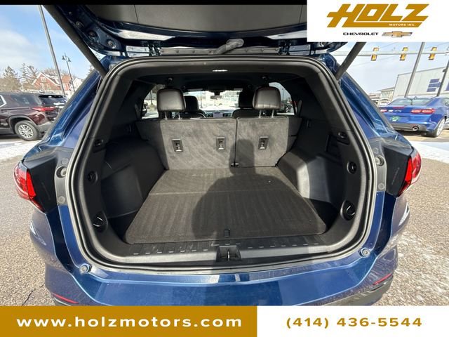 Used 2023 Chevrolet Equinox RS w/ RS Leather Package image 28