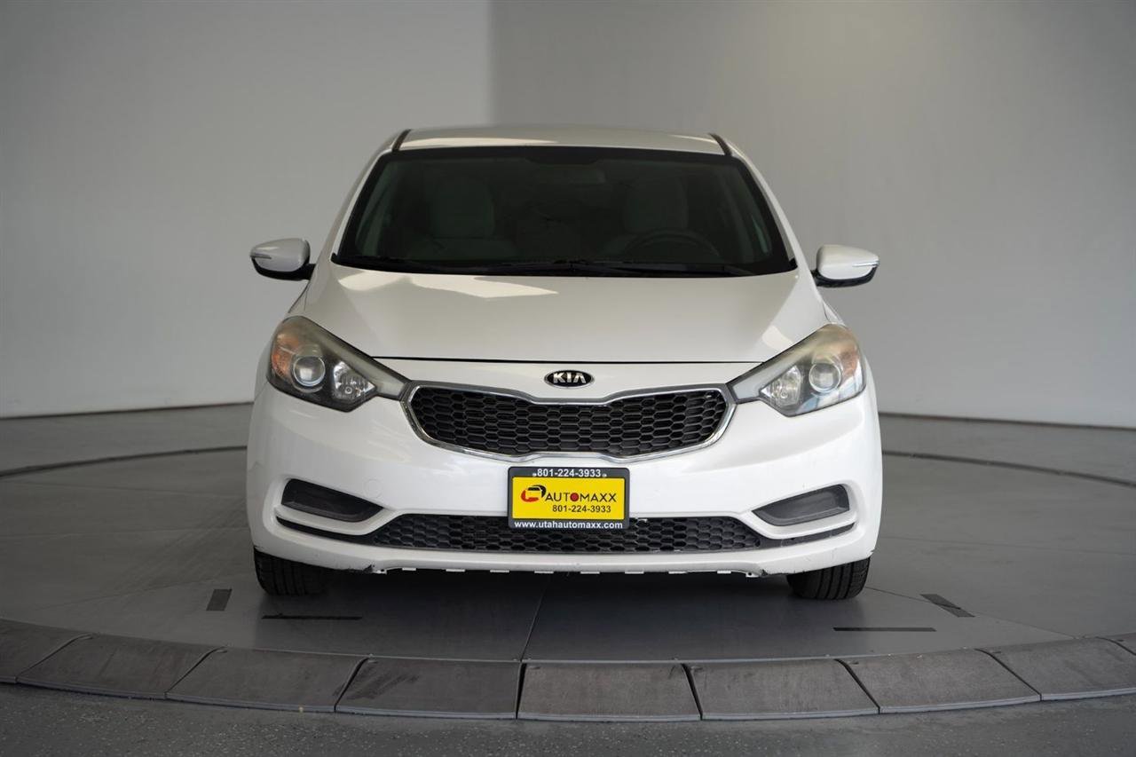 Used 2015 Kia Forte LX w/ Popular Package FWD image 2