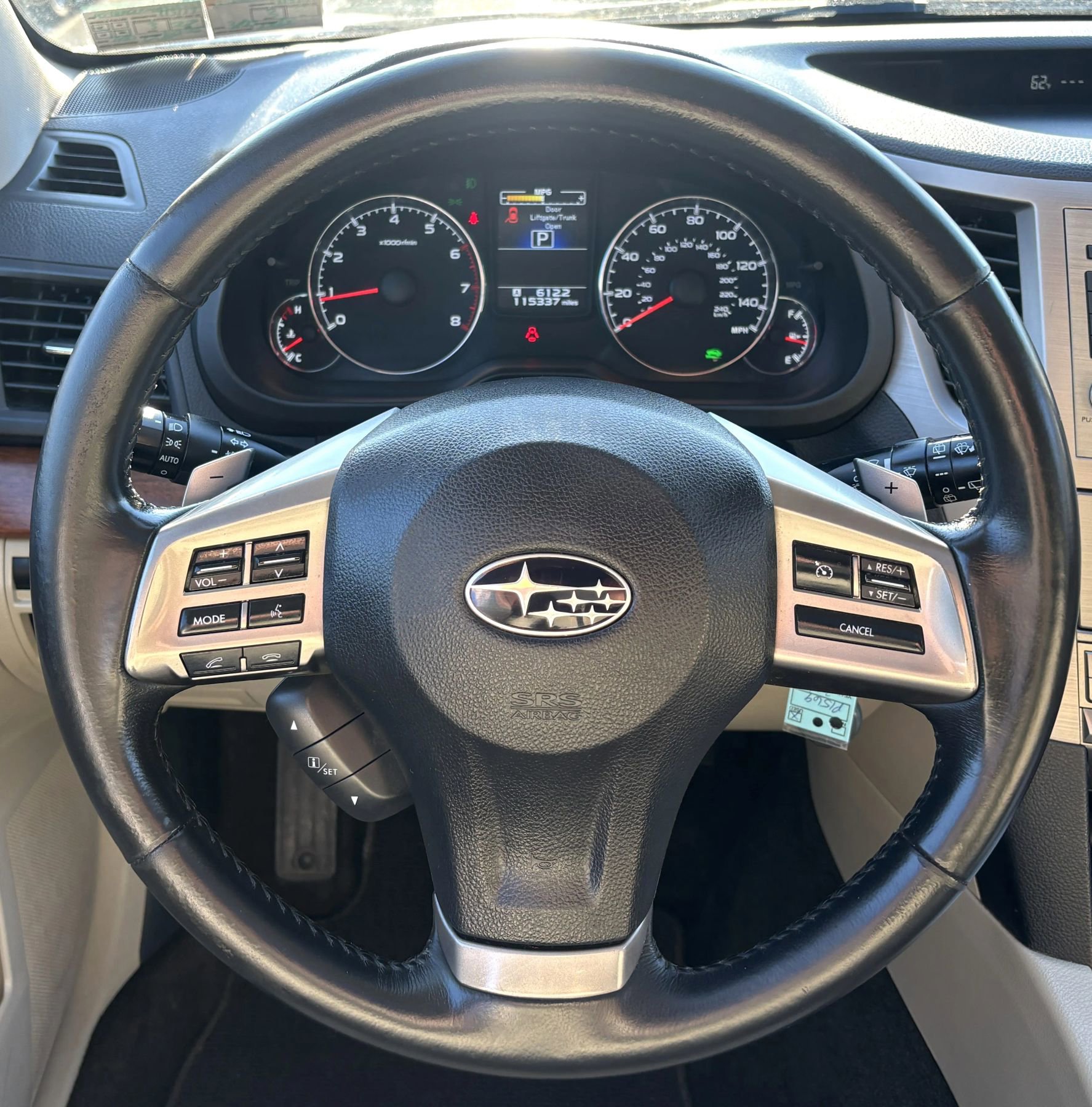 Used 2014 Subaru Outback 2.5i Limited w/ Moonroof Package AWD/4WD image 11