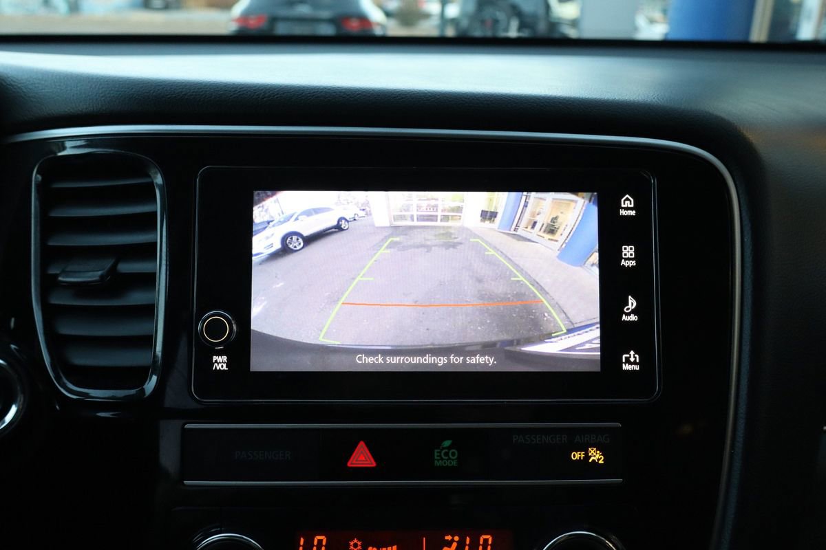 Used 2019 Mitsubishi Outlander SE image 27