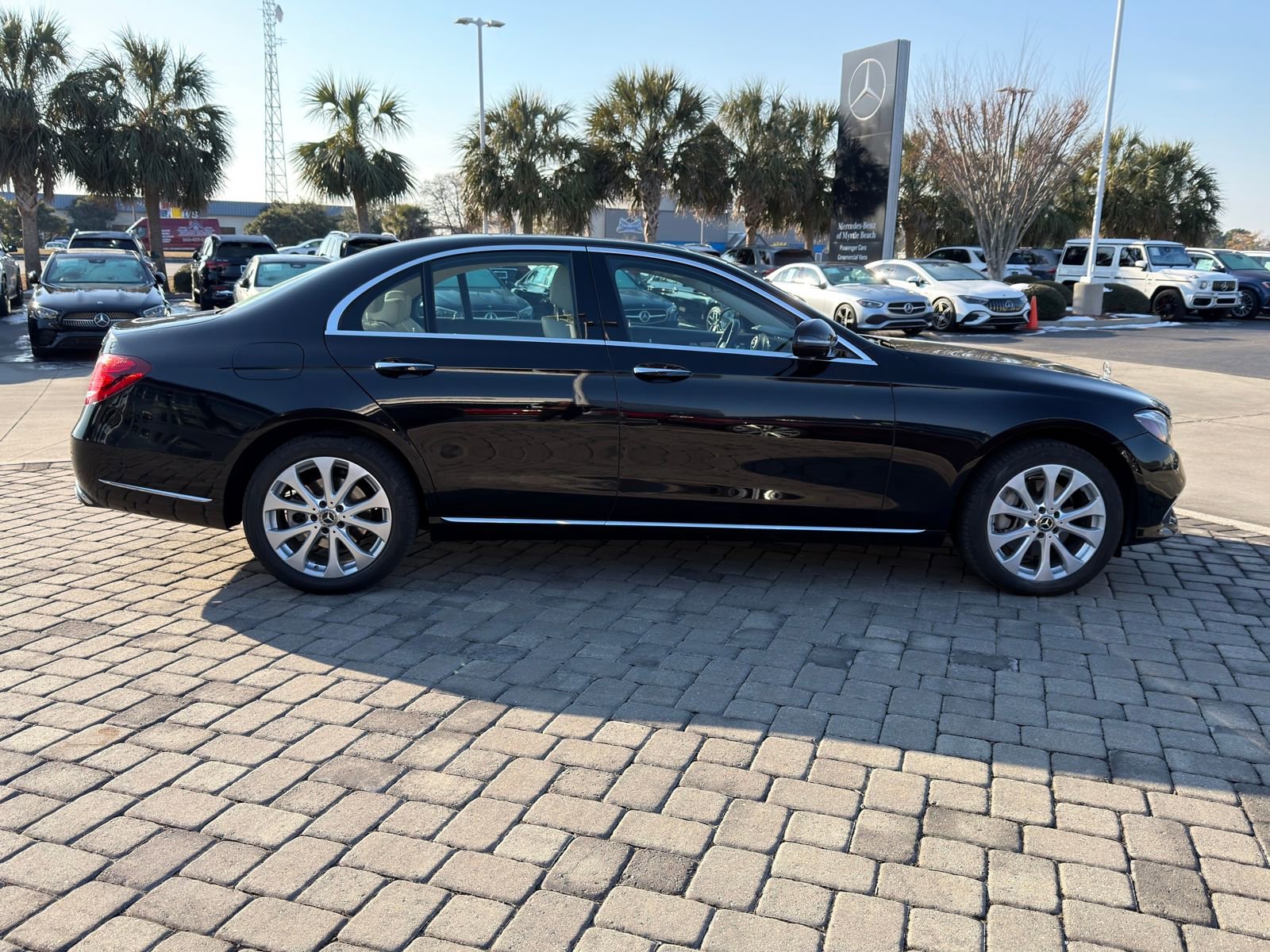 Used 2018 Mercedes-Benz E 300 E 300 image 8