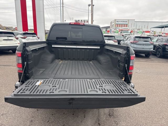 Used 2025 Nissan Frontier PRO-4X w/ Pro Convenience Package image 13