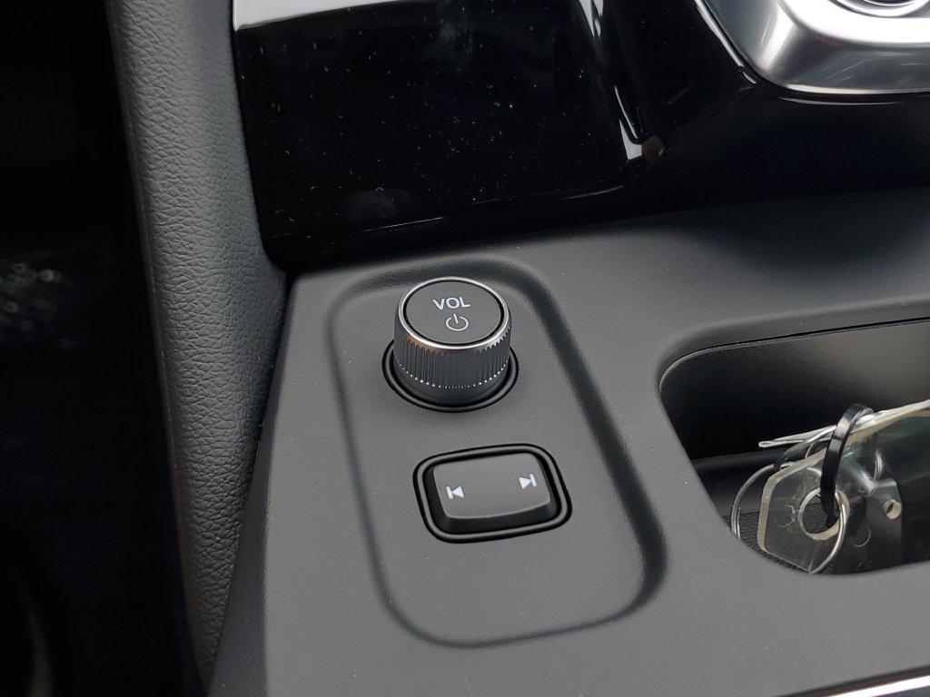 New 2026 Acura MDX SH-AWD image 30